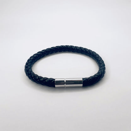 BLACK BRAIDED LEATHER BRACELET